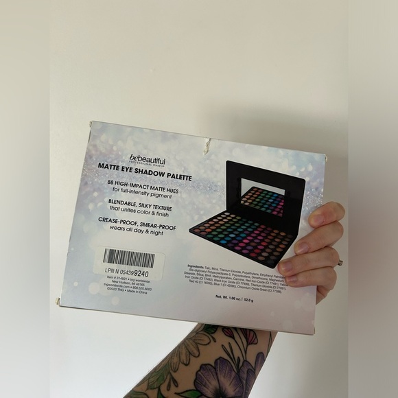 Bebeautiful Eyeshadow 88 Shades Palette, Matte - Picture 2 of 4